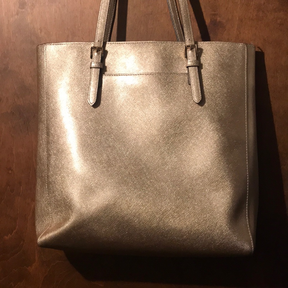 Michael Kors purse - Picture 2 of 3